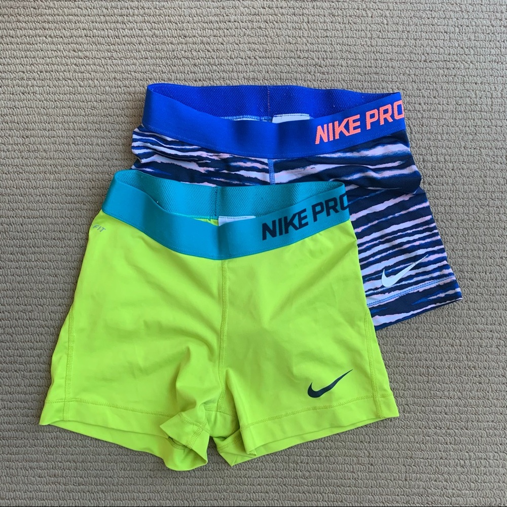 Nike Pro dri-fit spandex size S